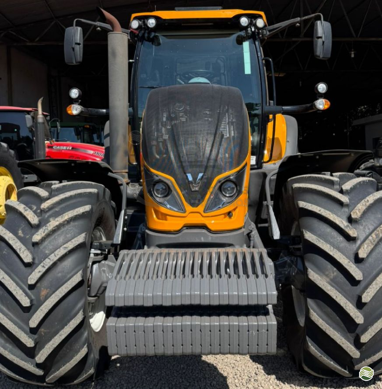 VALTRA T 230 CVT de MS Máquinas Agrícolas